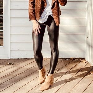 Victoria’s Secret Brown Faux Leather Pants Size 4 Small